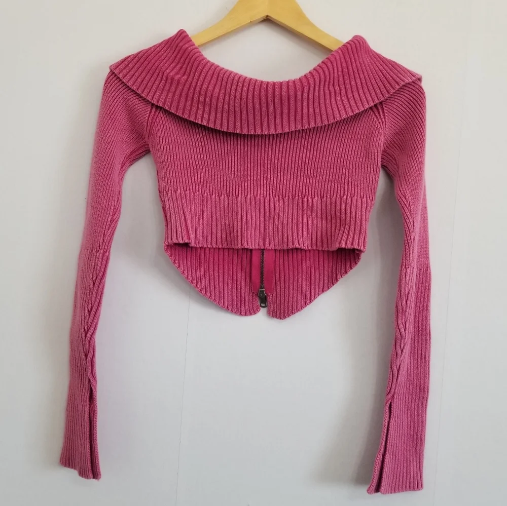 NWT Wild Fable Pink Cropped Sweater Size Medium